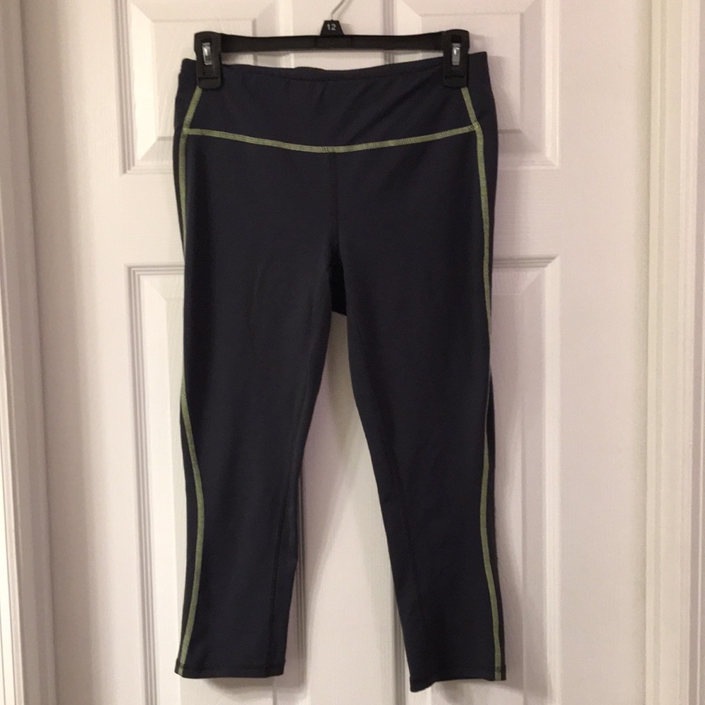 Gap Body performance leggings exercise activewear